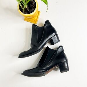 SARAH FLINT Black Leather Women's Ankle Boots - Sleek Chelsea Style
